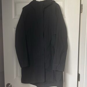 Lululemon Black Rain Rebel Jacket
Only worn twice, practically brand new!